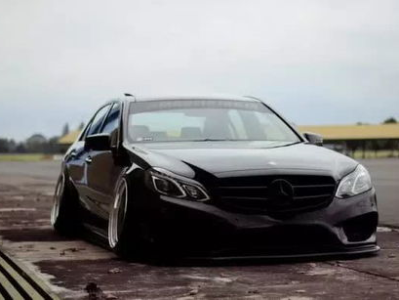 奔驰e级改装,驾驭奢华，演绎非凡风采