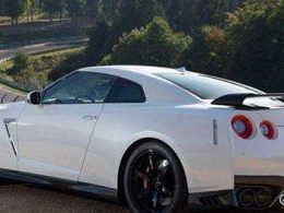 日产gtr跑车,揭秘日产GTR跑车的卓越性能与设计美学