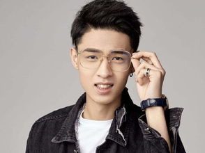 秦霄贤,喜剧界新星闪耀舞台